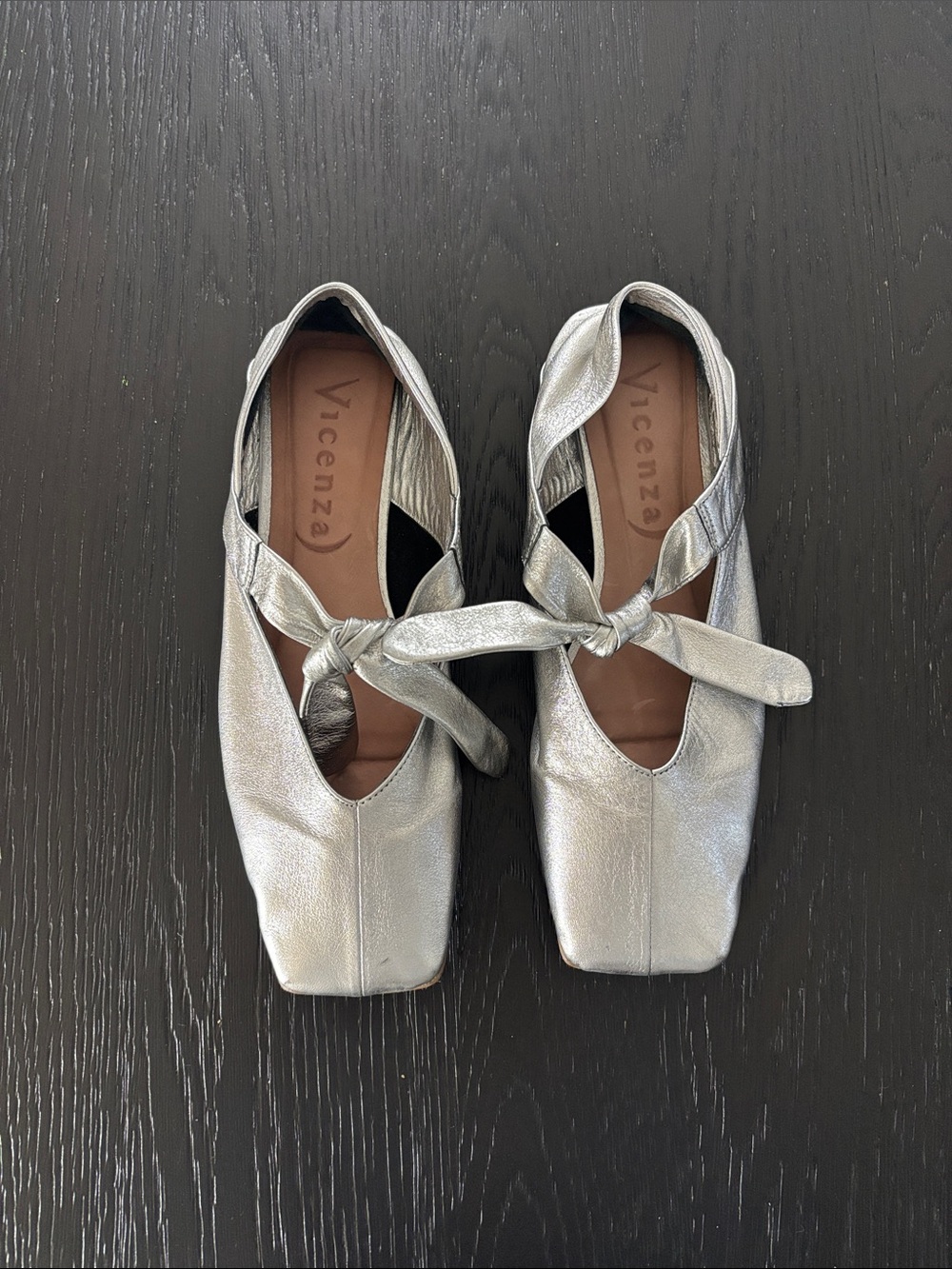 Vicenza Metallic Silver Bow Ballet Flats